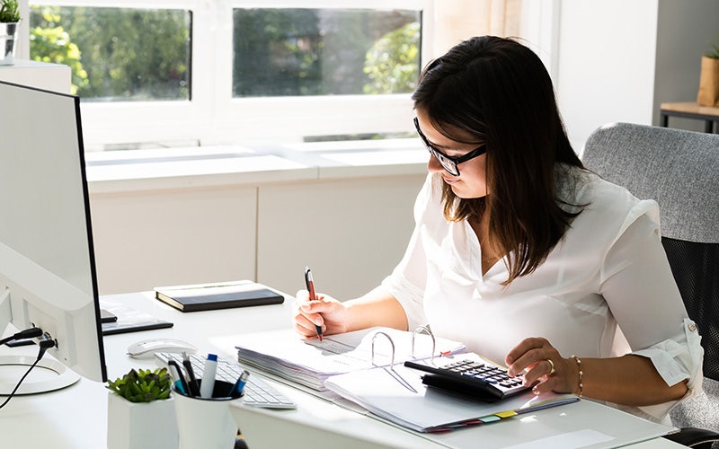Possible career paths for MBA graduates with an accounting specialisation